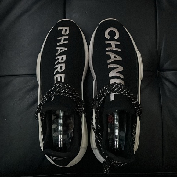 Channel Pharrell Adidas. Male Size 10 - Picture 6 of 6